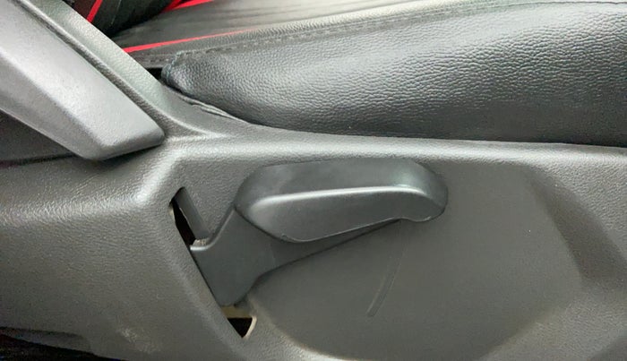 2017 Ford New Figo 1.5 TITANIUM, Diesel, Manual, 93,828 km, Driver Side Adjustment Panel