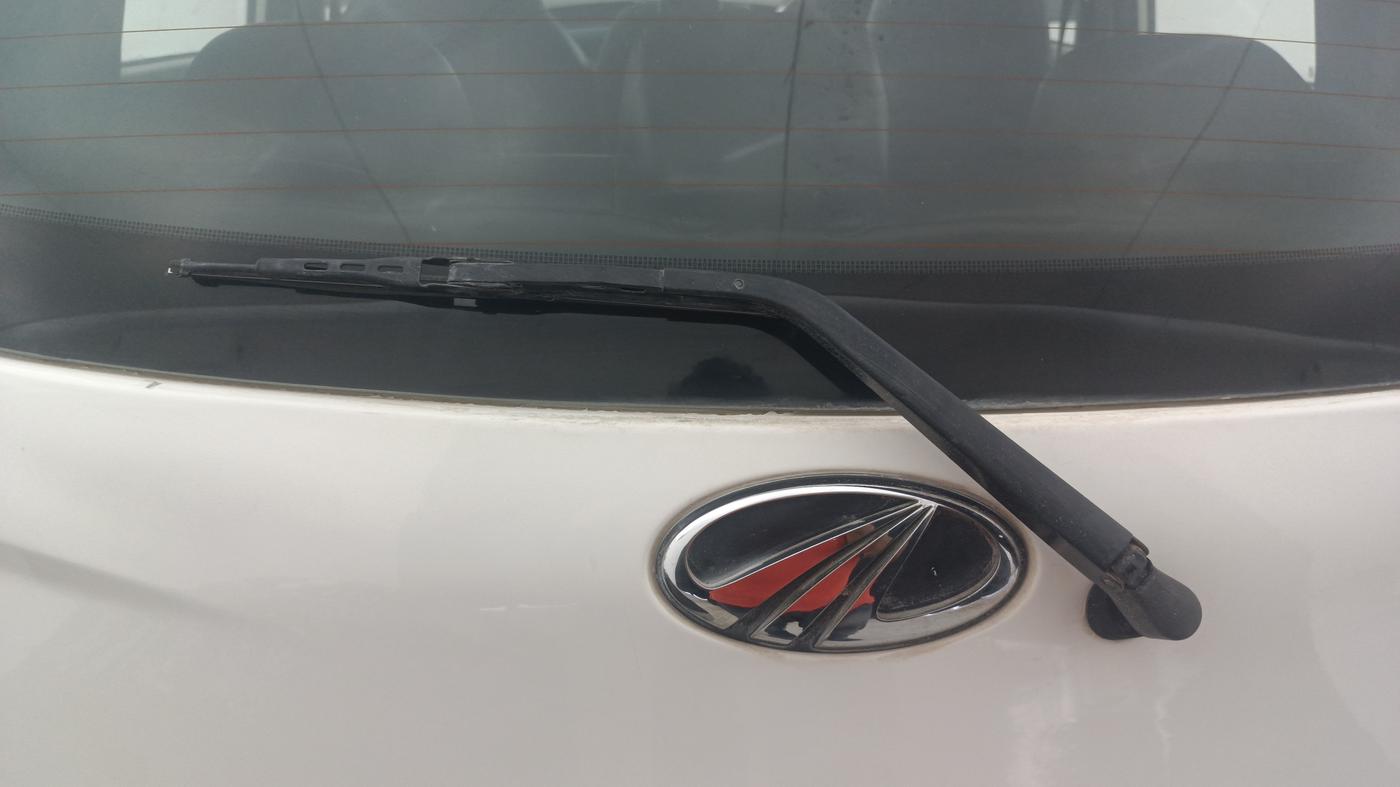 2016 Mahindra Kuv100 K8 D 6 STR, Diesel, Manual, 1,33,274 km, Rear Wiper
