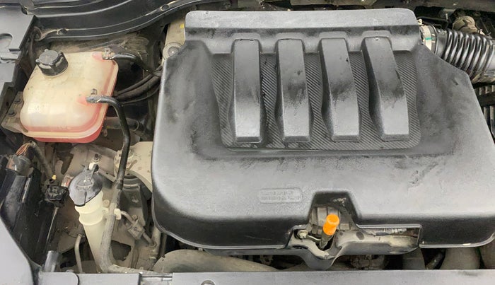 2024 Mahindra XUV700 AX 7 P AT 7 STR, Petrol, Automatic, 21,999 km, Engine View - Right