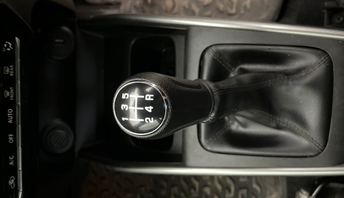 2022 Maruti Baleno ALPHA PETROL 1.2, Petrol, Manual, 70,639 km, Gear Lever