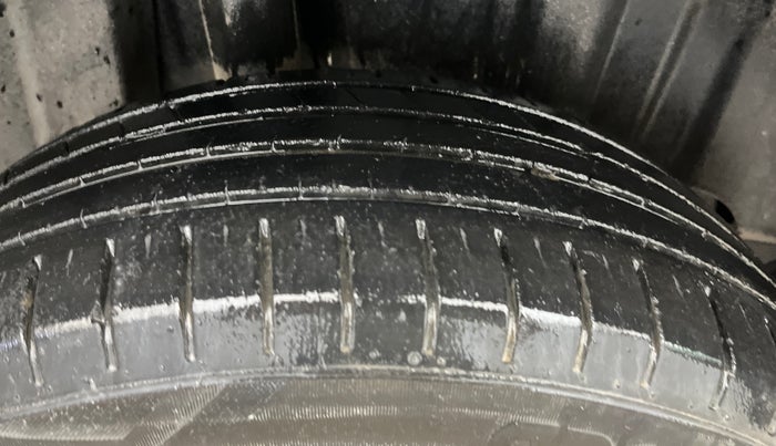 2022 Maruti Baleno ALPHA PETROL 1.2, Petrol, Manual, 70,639 km, Right Rear Tyre Tread