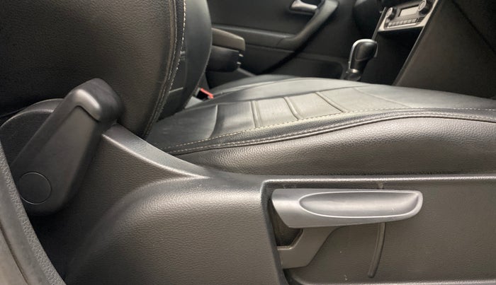 2018 Volkswagen Ameo HIGHLINE PLUS 1.5L AT 16 ALLOY, Diesel, Automatic, 92,924 km, Driver Side Adjustment Panel