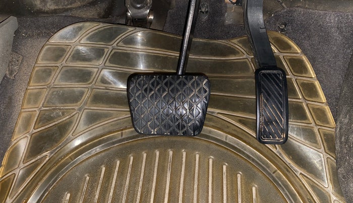 2015 Ford Ecosport TITANIUM 1.5L PETROL AT, Petrol, Automatic, 1,20,576 km, Pedals