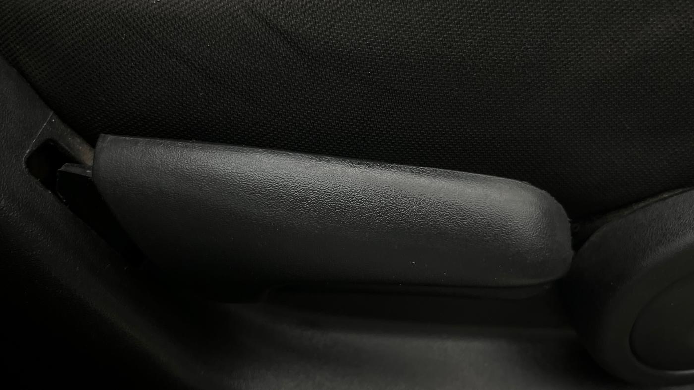 2021 Maruti S Cross ZETA 1.5, Petrol, Manual, 43,955 km, Driver Side Adjustment Panel