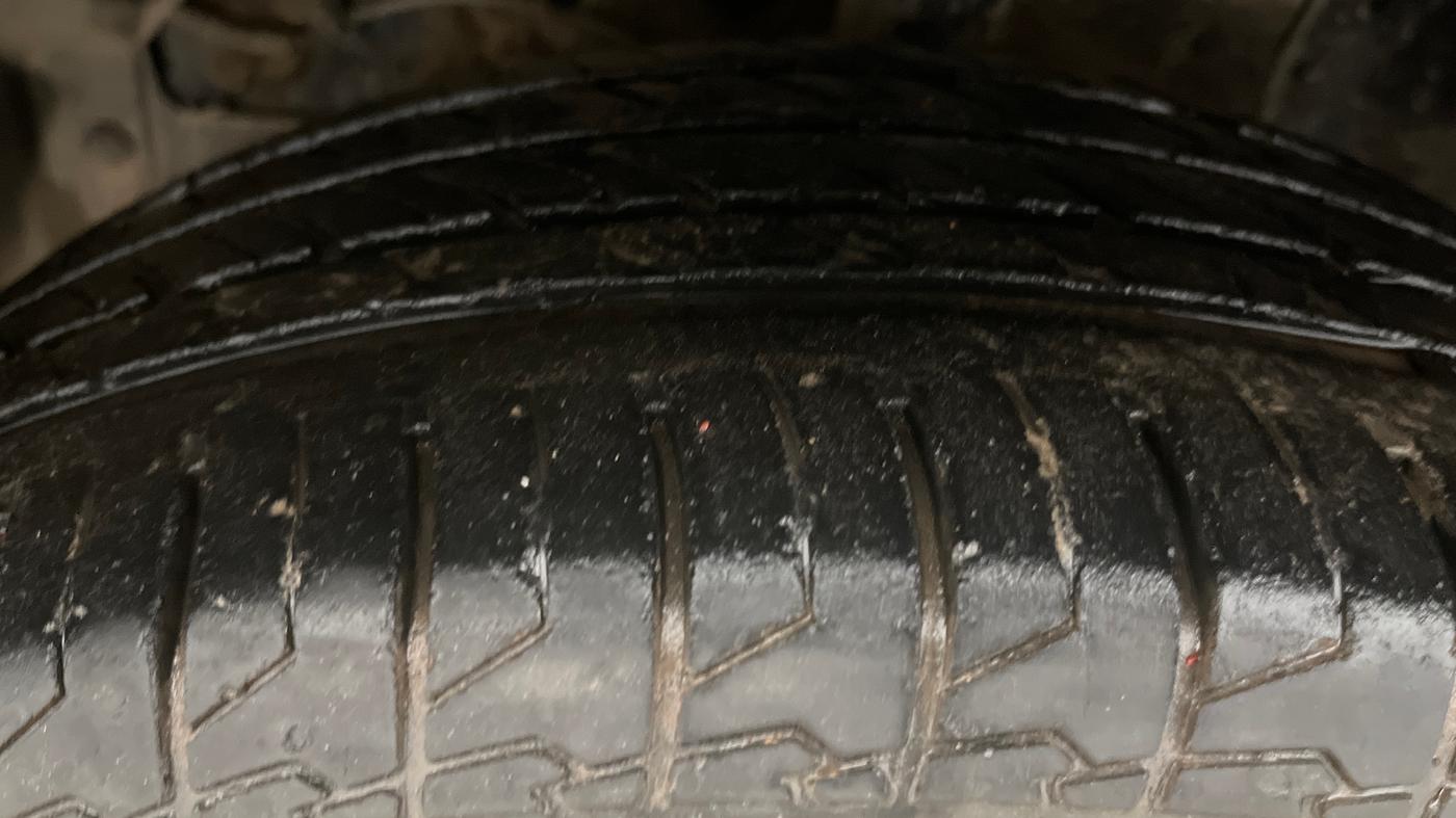 2021 Maruti S Cross ZETA 1.5, Petrol, Manual, 43,955 km, Left Front Tyre Tread
