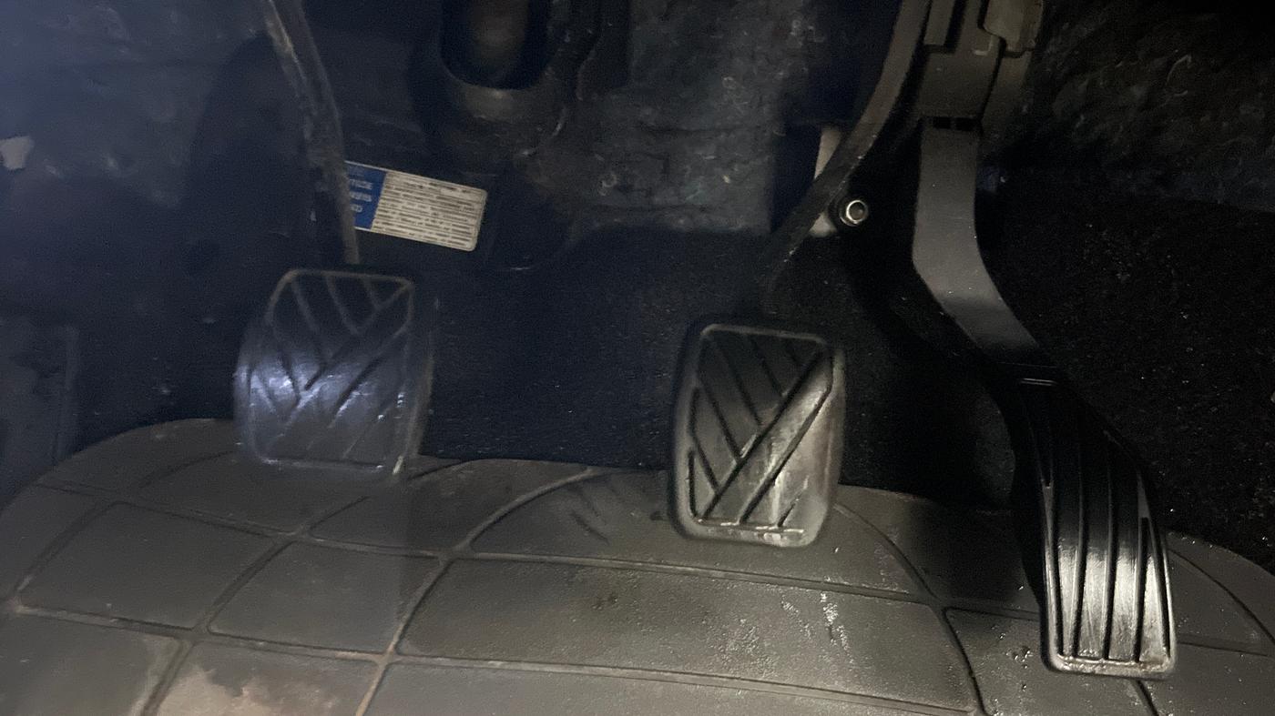 2021 Maruti S Cross ZETA 1.5, Petrol, Manual, 43,955 km, Pedals