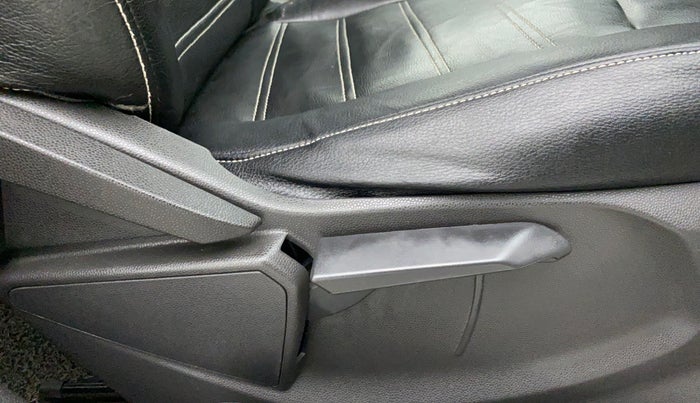 2015 Ford Ecosport 1.5 TITANIUM TI VCT AT, Petrol, Automatic, 73,219 km, Driver Side Adjustment Panel
