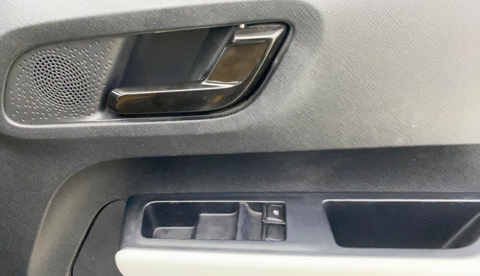 2023 Tata PUNCH PURE RHYTHM PACK MT, Petrol, Manual, 11,579 km, Driver Side Door Panels Control