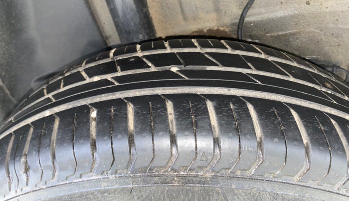 2023 Tata PUNCH PURE RHYTHM PACK MT, Petrol, Manual, 11,579 km, Right Rear Tyre Tread