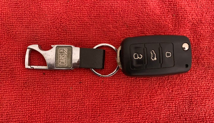 2011 Volkswagen Vento HIGHLINE DIESEL 1.6, Diesel, Manual, 63,036 km, Key Close Up