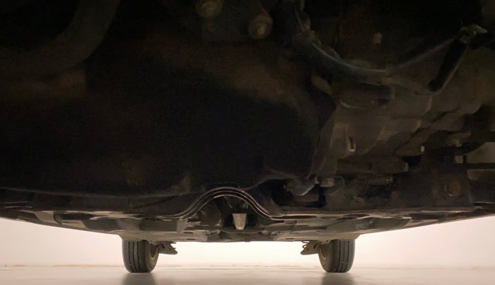 2011 Volkswagen Vento HIGHLINE DIESEL 1.6, Diesel, Manual, 63,036 km, Front Underbody