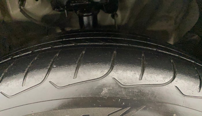 2023 KIA SELTOS  HTK PLUS 1.5 DIESEL IMT, Diesel, Manual, 54,097 km, Right Front Tyre Tread