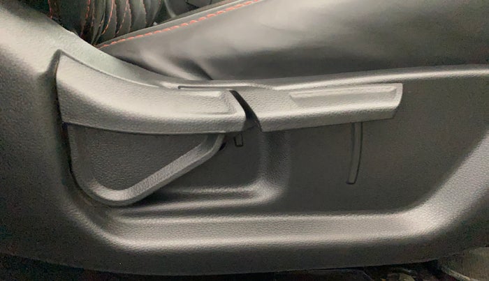 2023 KIA SELTOS  HTK PLUS 1.5 DIESEL IMT, Diesel, Manual, 54,097 km, Driver Side Adjustment Panel