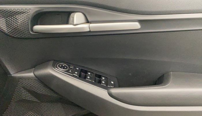 2023 KIA SELTOS  HTK PLUS 1.5 DIESEL IMT, Diesel, Manual, 54,097 km, Driver Side Door Panels Control