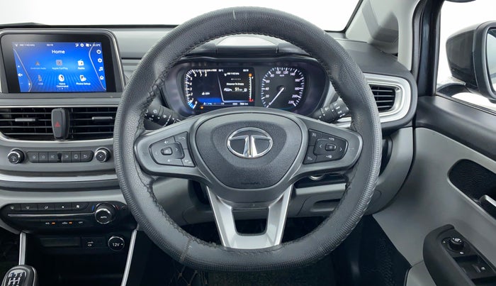 2020 Tata ALTROZ XZ 1.2, Petrol, Manual, 7,439 km, Steering Wheel Close Up