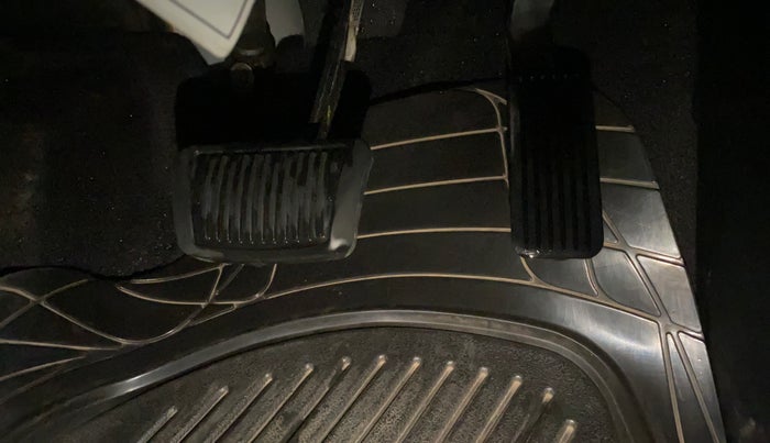 2023 KIA SELTOS  HTX IVT G, Petrol, Automatic, 45,390 km, Pedals