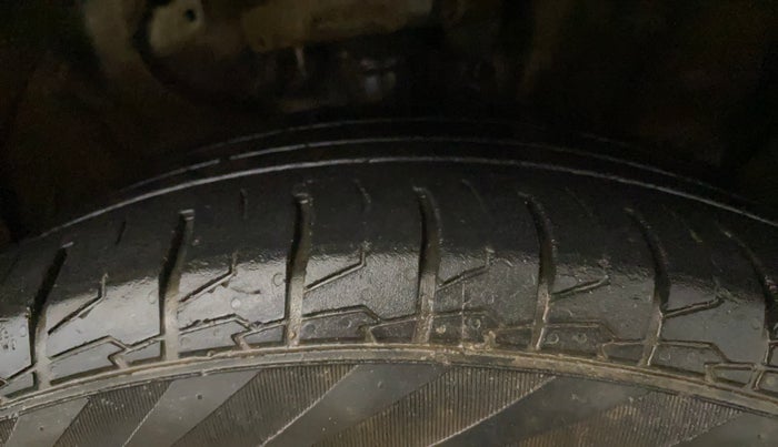 2023 KIA SELTOS  HTX IVT G, Petrol, Automatic, 45,390 km, Right Front Tyre Tread