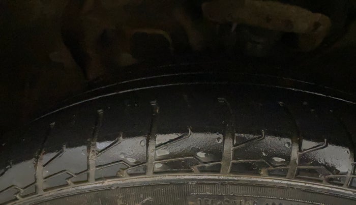 2023 KIA SELTOS  HTX IVT G, Petrol, Automatic, 45,390 km, Left Front Tyre Tread