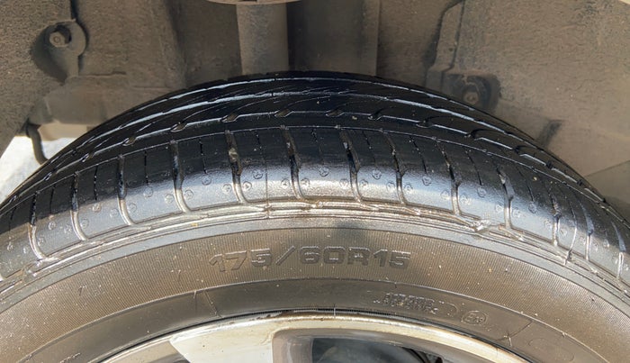 2022 Tata TIGOR XZ PLUS CNG, CNG, Manual, 77,552 km, Right Rear Tyre Tread