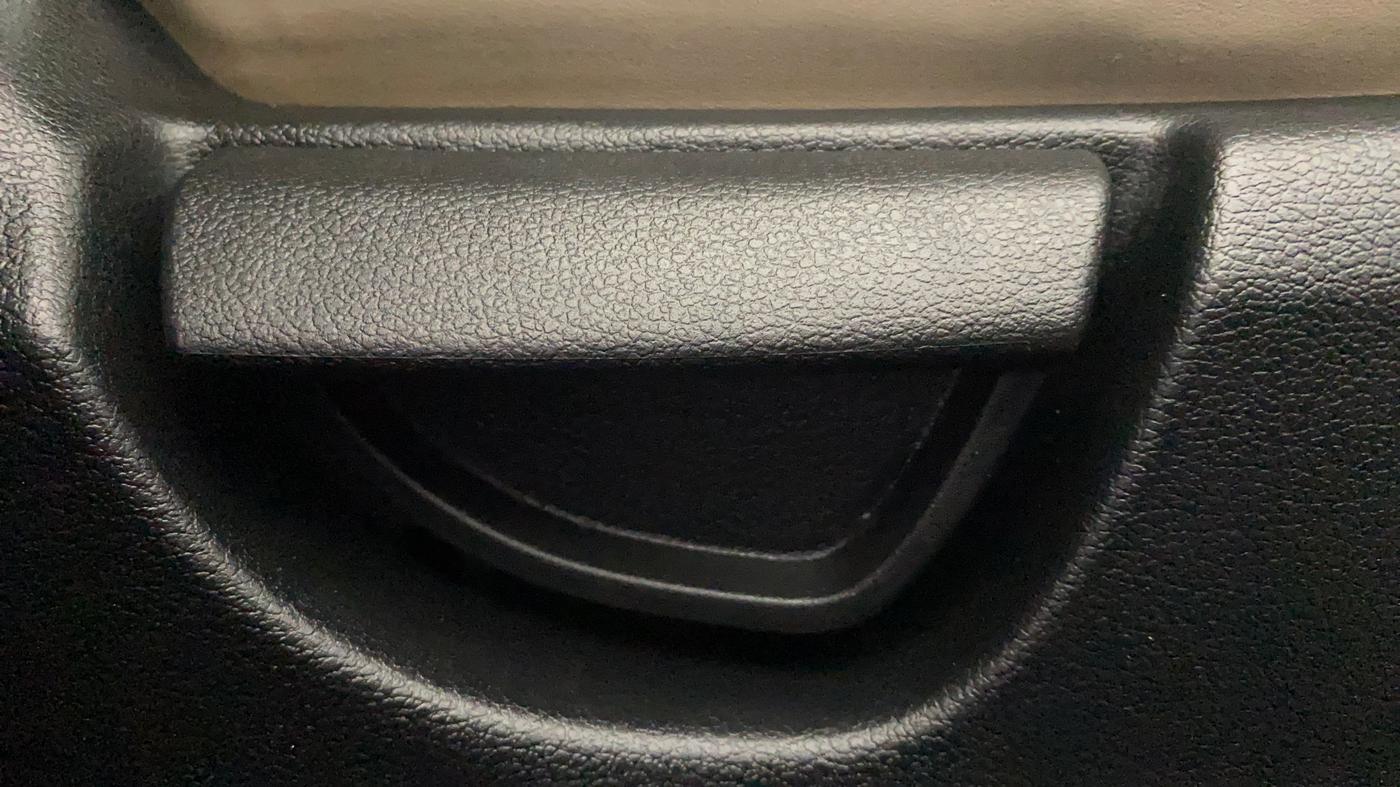 2020 Hyundai NEW SANTRO MAGNA 1.1 CORPORATE EDITION, Petrol, Manual, 26,336 km, Driver Side Adjustment Panel