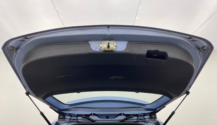 2015 Maruti Ritz VXI, Petrol, Manual, 50,419 km, Boot Door Open