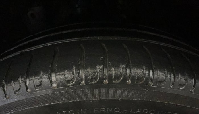 2016 Honda Jazz 1.2L I-VTEC V AT, Petrol, Automatic, 29,338 km, Left Front Tyre Tread