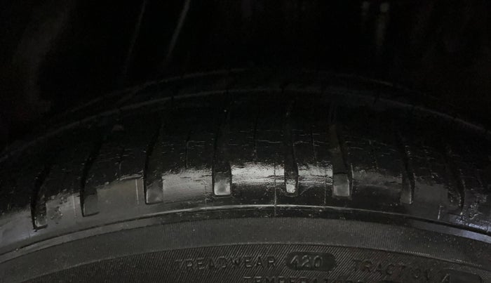 2016 Honda Jazz 1.2L I-VTEC V AT, Petrol, Automatic, 29,338 km, Left Rear Tyre Tread