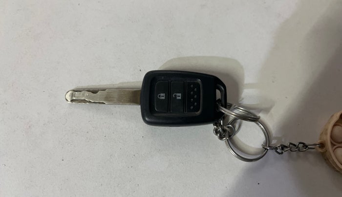 2016 Honda Jazz 1.2L I-VTEC V AT, Petrol, Automatic, 29,338 km, Key Close Up