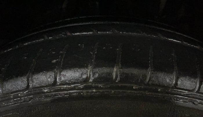 2016 Honda Jazz 1.2L I-VTEC V AT, Petrol, Automatic, 29,338 km, Right Front Tyre Tread