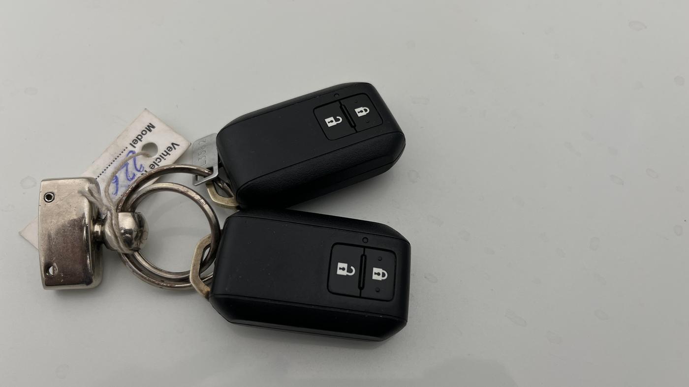 2023 Maruti XL6 ZETA AT, Petrol, Automatic, 63,087 km, Key Close Up
