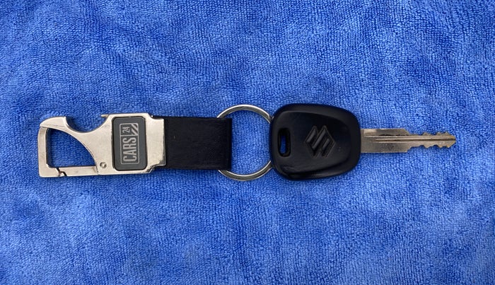 2018 Maruti Alto 800 LXI, Petrol, Manual, Key Close Up