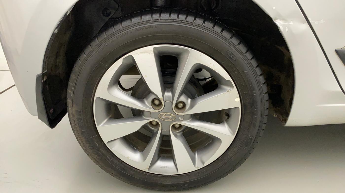 2016 Hyundai Elite i20 ASTA 1.2 (O), Petrol, Manual, 43,741 km, Right Rear Wheel