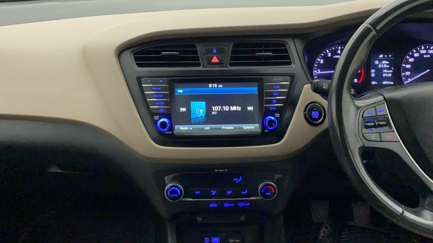 2016 Hyundai Elite i20 ASTA 1.2 (O), Petrol, Manual, 43,741 km, Air Conditioner