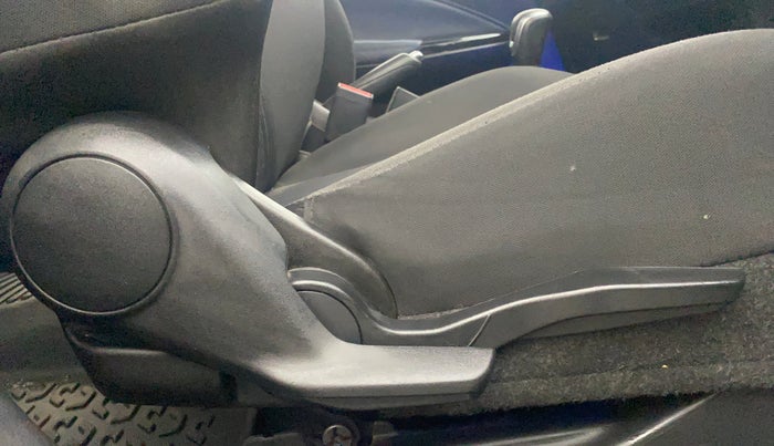 2023 Maruti Baleno ZETA 1.2 AGS, Petrol, Automatic, 17,616 km, Driver Side Adjustment Panel