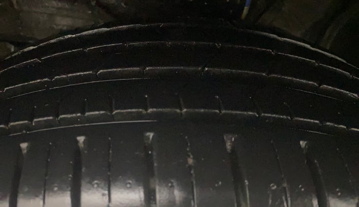 2023 Maruti Baleno ZETA 1.2 AGS, Petrol, Automatic, 17,616 km, Left Front Tyre Tread