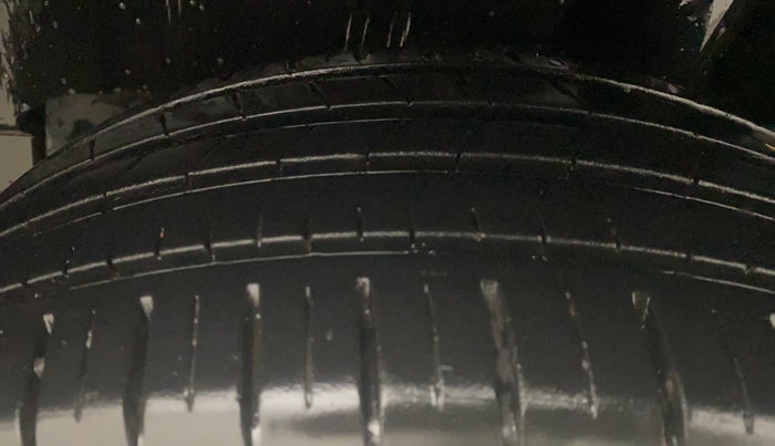 2023 Maruti Baleno ZETA 1.2 AGS, Petrol, Automatic, 17,616 km, Left Rear Tyre Tread