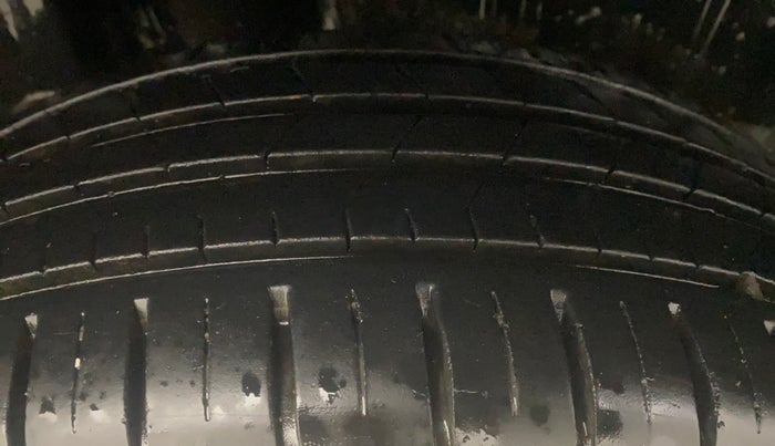 2023 Maruti Baleno ZETA 1.2 AGS, Petrol, Automatic, 17,616 km, Right Rear Tyre Tread