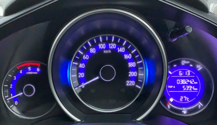 2018 Honda WR-V 1.5 i-DTEC VX MT, Diesel, Manual, 38,333 km, Odometer Image