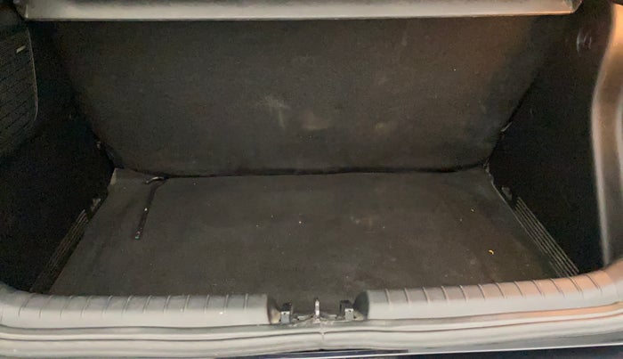 2022 Hyundai NEW I20 ASTA 1.2 MT, Petrol, Manual, 19,816 km, Boot Inside