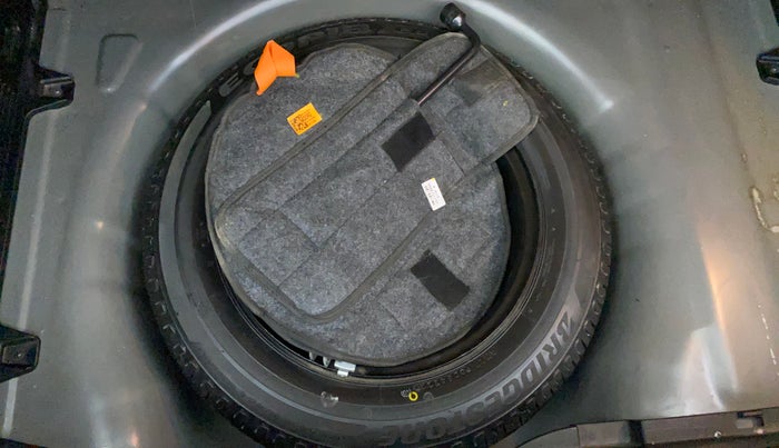 2022 Hyundai NEW I20 ASTA 1.2 MT, Petrol, Manual, 19,816 km, Spare Tyre