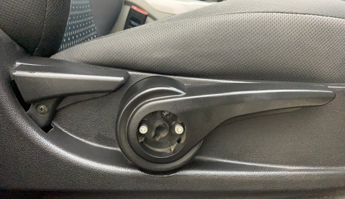 2019 Tata NEXON XZA PLUS PETROL, Petrol, Automatic, 43,760 km, Driver Side Adjustment Panel