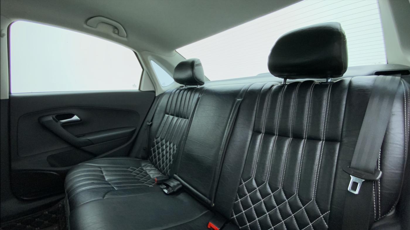 2020 Volkswagen Vento COMFORTLINE 1.0 TSI MT, Petrol, Manual, 69,818 km, Right Side Rear Door Cabin