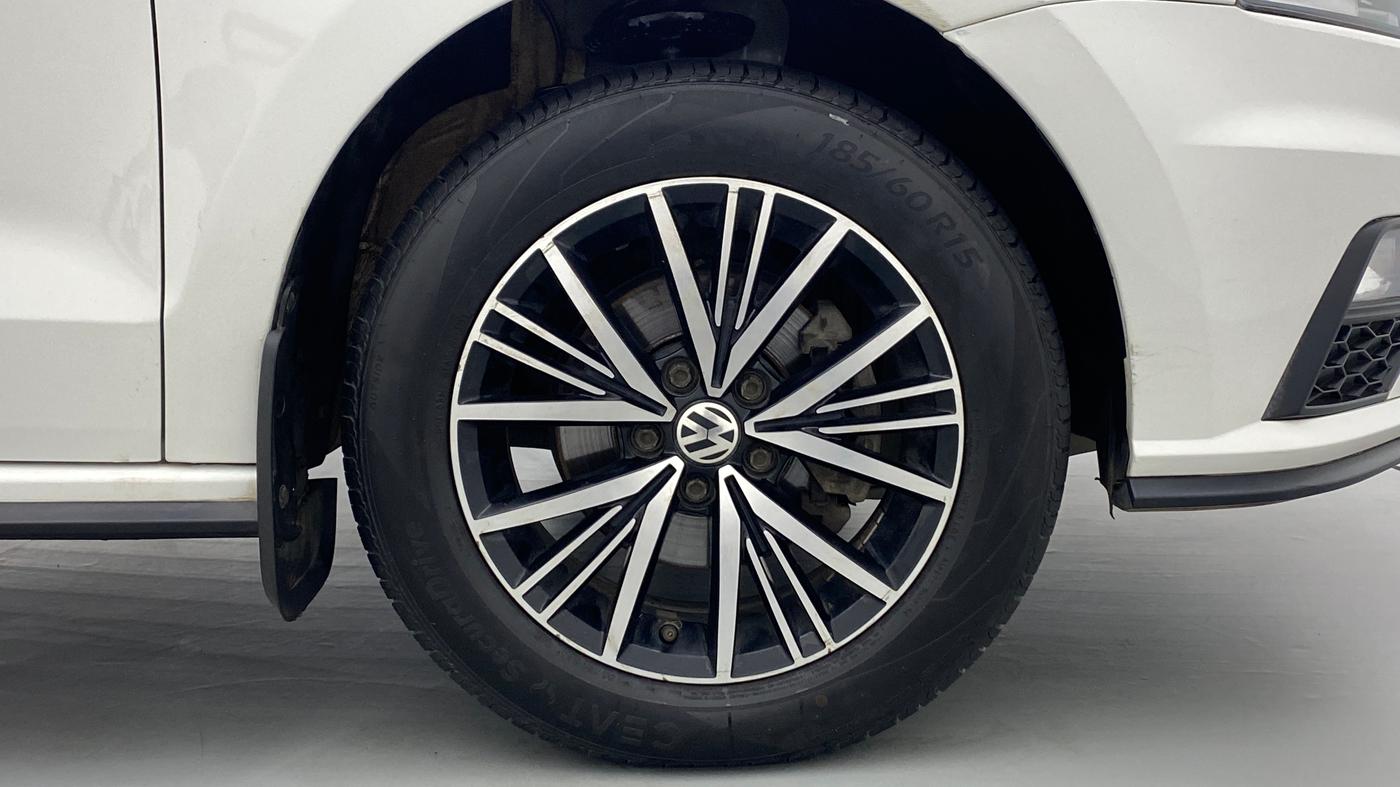 2020 Volkswagen Vento COMFORTLINE 1.0 TSI MT, Petrol, Manual, 69,818 km, Right Front Wheel