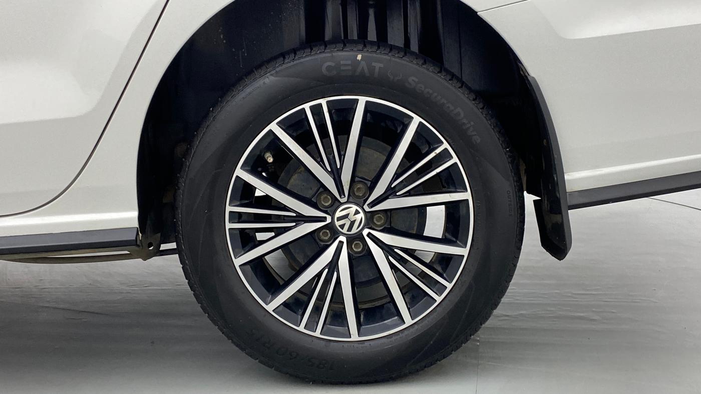 2020 Volkswagen Vento COMFORTLINE 1.0 TSI MT, Petrol, Manual, 69,818 km, Left Rear Wheel