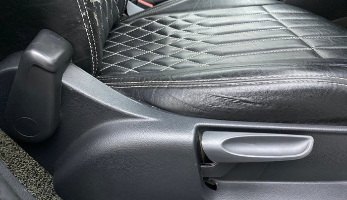 2020 Volkswagen Vento COMFORTLINE 1.0 TSI MT, Petrol, Manual, 69,818 km, Driver Side Adjustment Panel