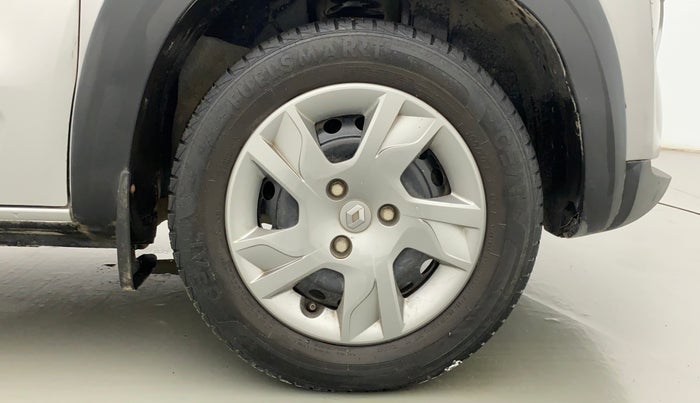 2019 Renault Kwid RXT 1.0 AMT (O), CNG, Automatic, 30,828 km, Right Front Wheel