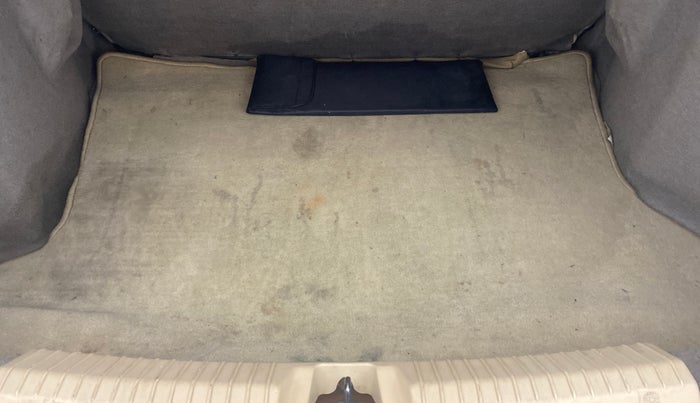 2016 Ford Figo Aspire TREND 1.2 PETROL, Petrol, Manual, 1,05,720 km, Boot Inside