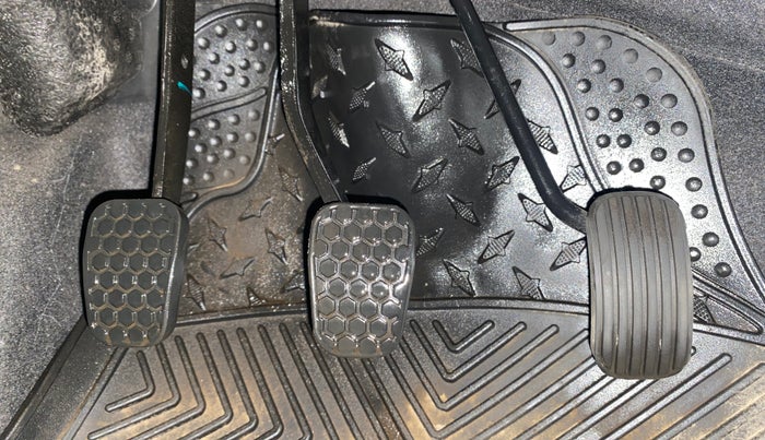 2022 Tata TIGOR XZ PLUS CNG, CNG, Manual, 27,920 km, Pedals