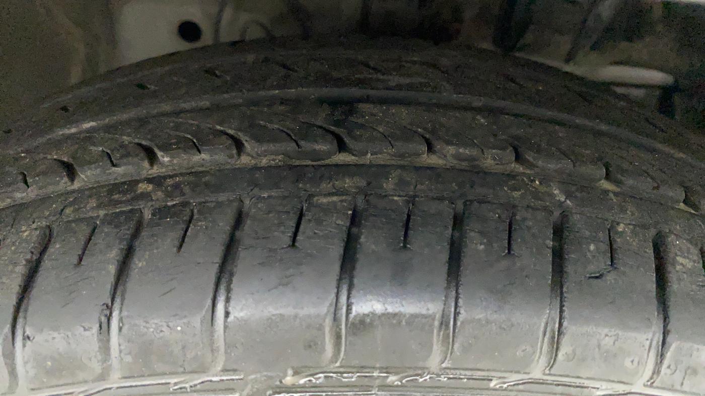 2016 Honda City 1.5L I-VTEC VX CVT, Petrol, Automatic, 33,820 km, Right Front Tyre Tread