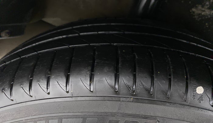 2019 Honda WR-V VX MT EXCLUSIVE EDITION PETROL, Petrol, Manual, 21,770 km, Right Rear Tyre Tread